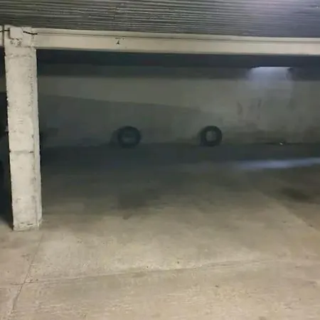 Lägenhet Lamoriciere Avec Parking - Centre *